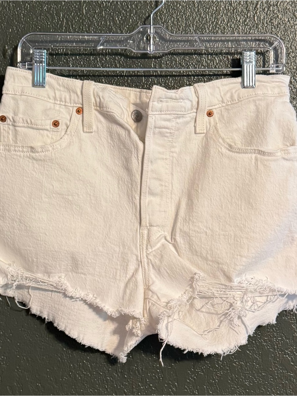 Levi’s 501 Original Distressed Denim Shorts – White Wash – Size 29
